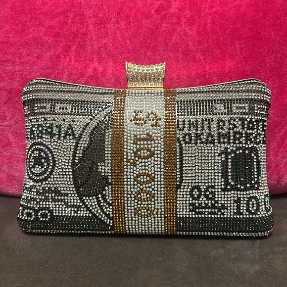 Stack of Cash clutch - Picture 1 of 9